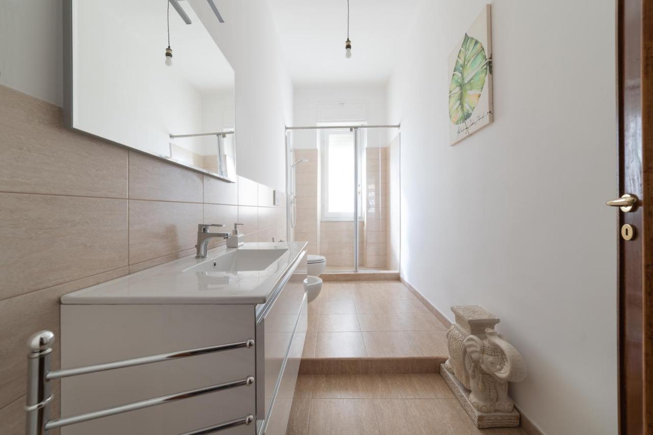 Budget Apartment Roma 70 Stazione Centrale Кальяри Экстерьер фото