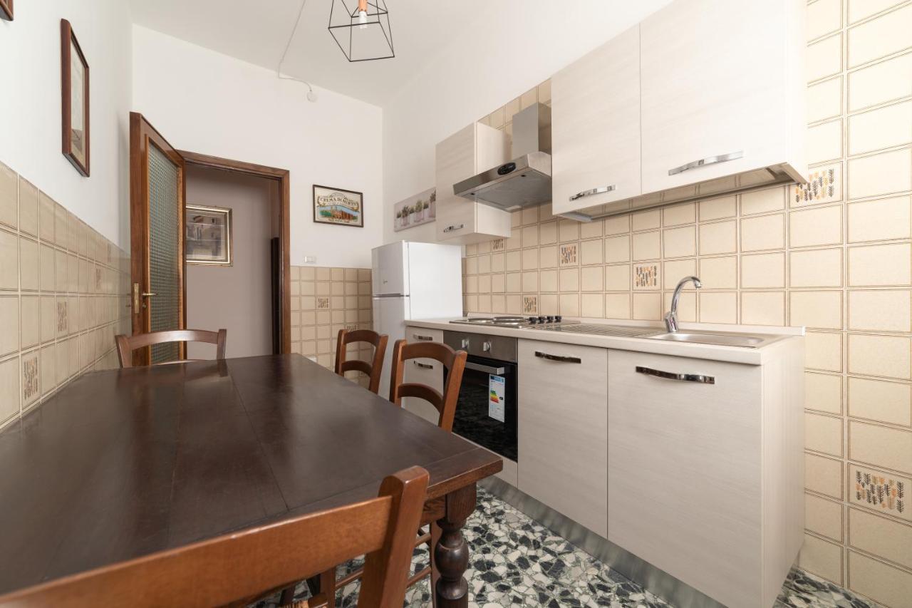 Budget Apartment Roma 70 Stazione Centrale Кальяри Экстерьер фото